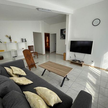 Casa Valencia, Proche De Toutes Commodites Сен-Пьер Экстерьер фото