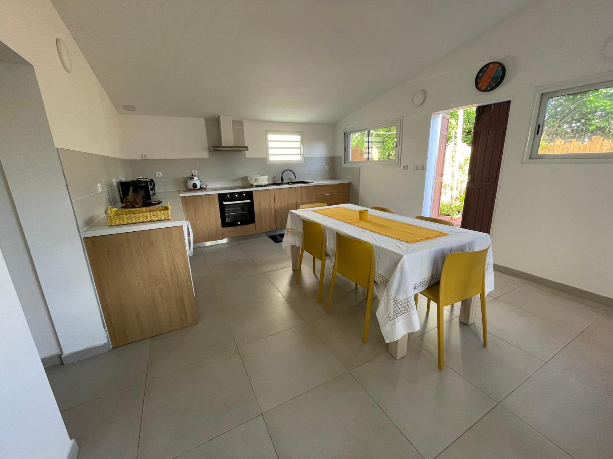 Casa Valencia, Proche De Toutes Commodites Сен-Пьер Экстерьер фото